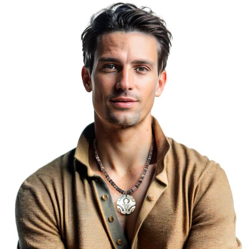 Seashell Pendant Necklace - Male Model