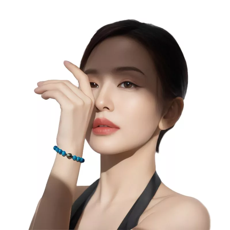Blue Apatite Bracelet With Tahitian Pearl Enchase - HerMJ Lifestyle Model