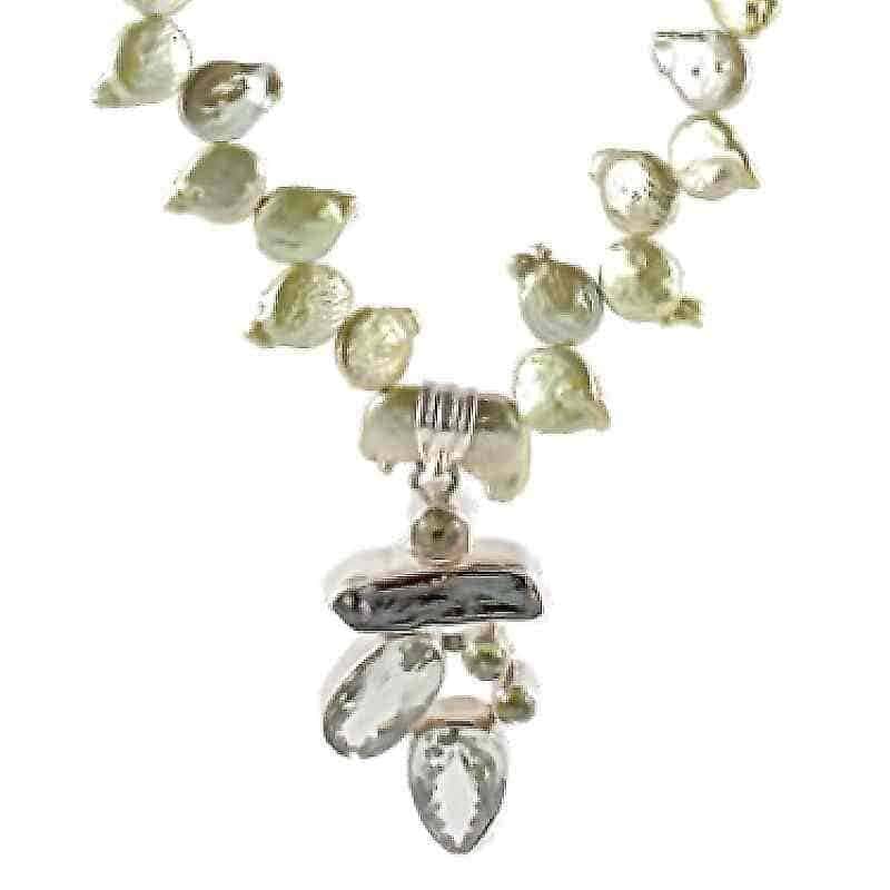 Lattice Biwa Pearl Necklace - Closeup Lattice Biwa Pearl Necklace