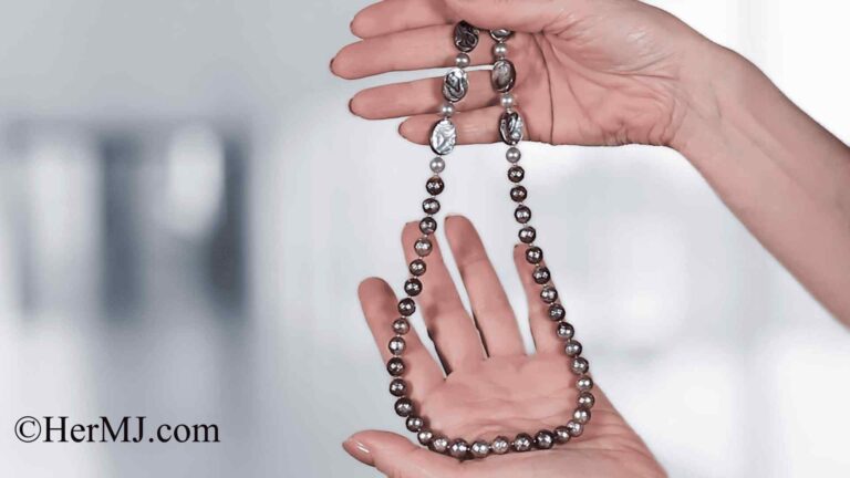 Genuine Tahitian Pearl and Shell Necklace - Lifestyle