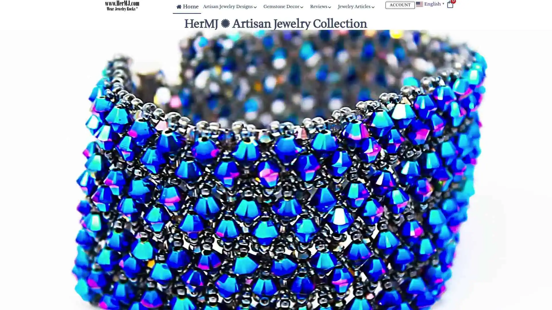 Statement Jewelry for Formal Occasions: Your Style Guide Hermj