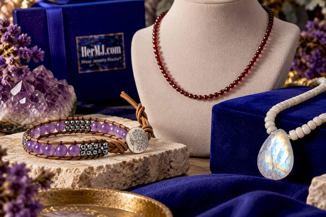 Amethyst Jewelry Shopping Tips to Prevent Overpaying Amethyst Stone Bracelet